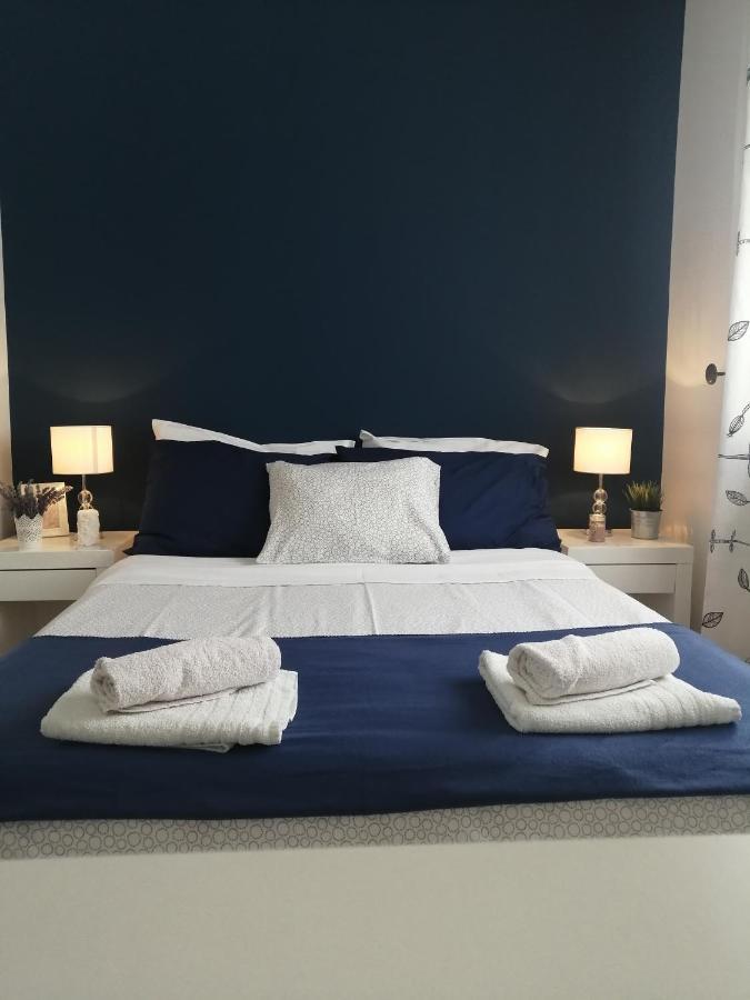 Apartments Karla I Ivano Mandre Ngoại thất bức ảnh