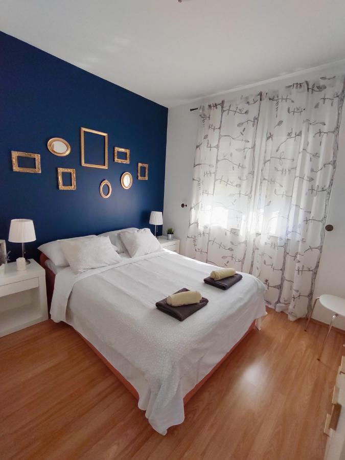 Apartments Karla I Ivano Mandre Ngoại thất bức ảnh