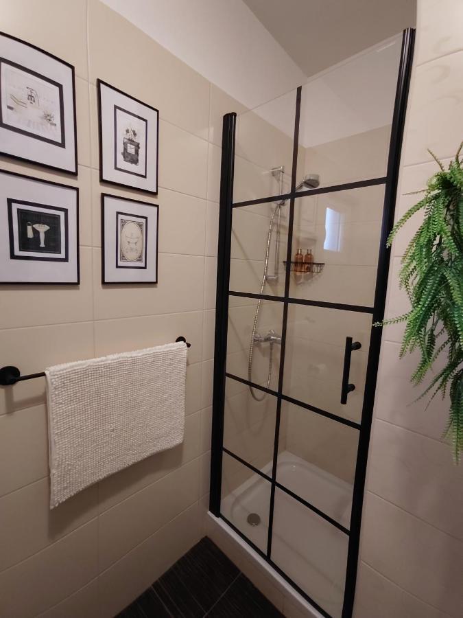 Apartments Karla I Ivano Mandre Ngoại thất bức ảnh