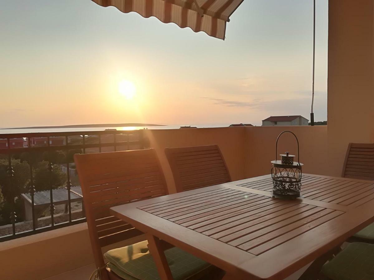 Apartments Karla I Ivano Mandre Ngoại thất bức ảnh